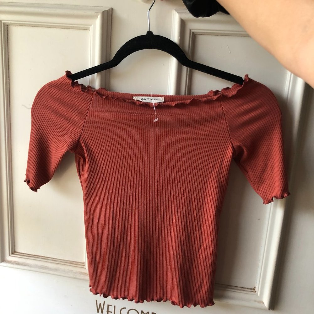 Caution to the Wind Coral/Peach Top